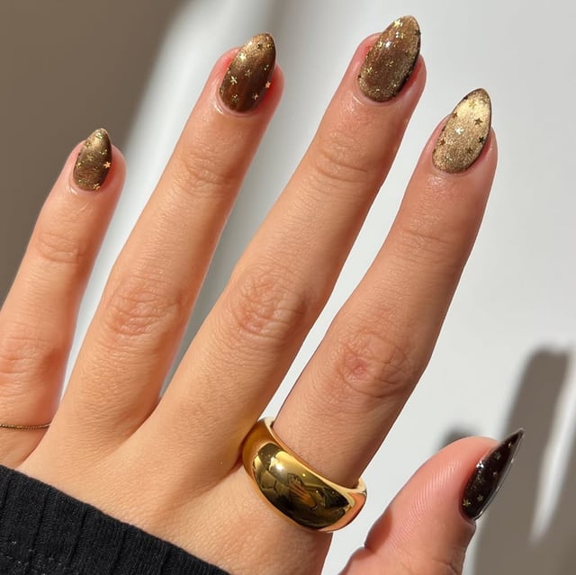 Deep Brown Gold Star Glitter Medium Almond Nails Deep Brown Gold Star Glitter Medium Almond Nails — Vintage Nails