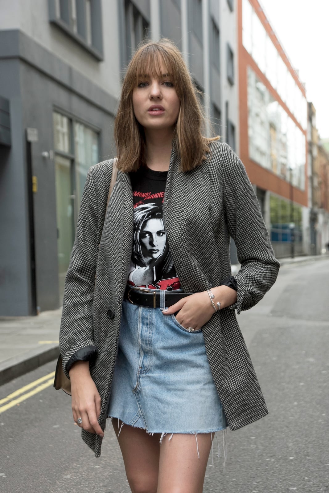 Band T-Shirt With Denim Mini Skirt And Blazer Band T-Shirt With Denim Mini Skirt And Blazer — Vintage Style