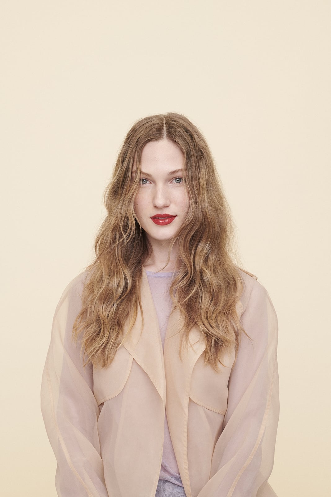 Shoulder Length Layers With Natural Waves Shoulder Length Layers With Natural Waves — Wavy Hair
