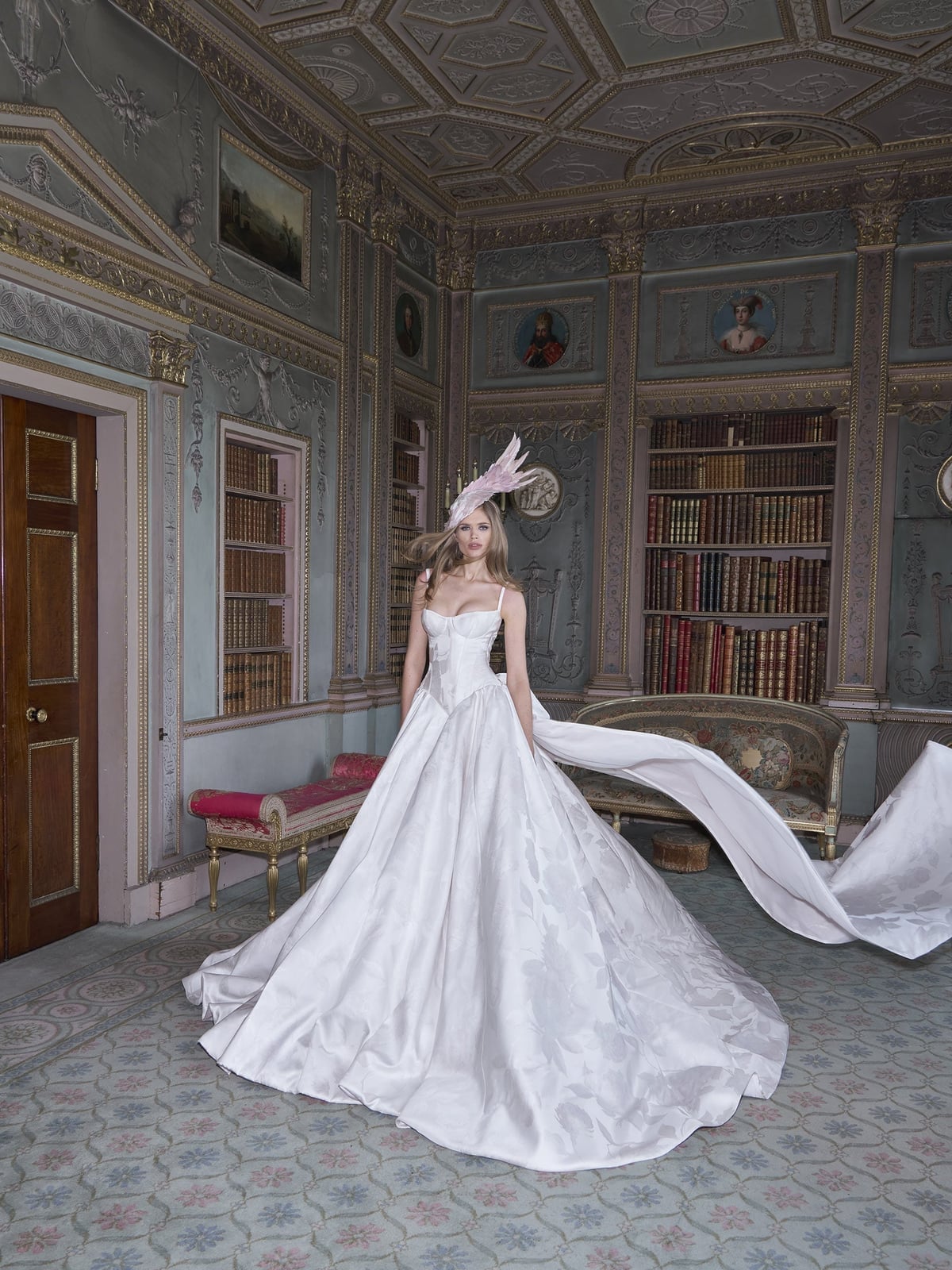 White brocade ballgown with ornate fabric White brocade ballgown with ornate fabric — Wedding Dress