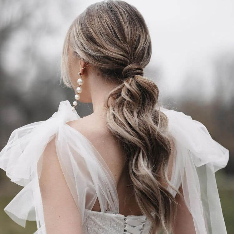 Textured Ponytail With Wavy Texture Textured Ponytail With Wavy Texture — Wedding Hair