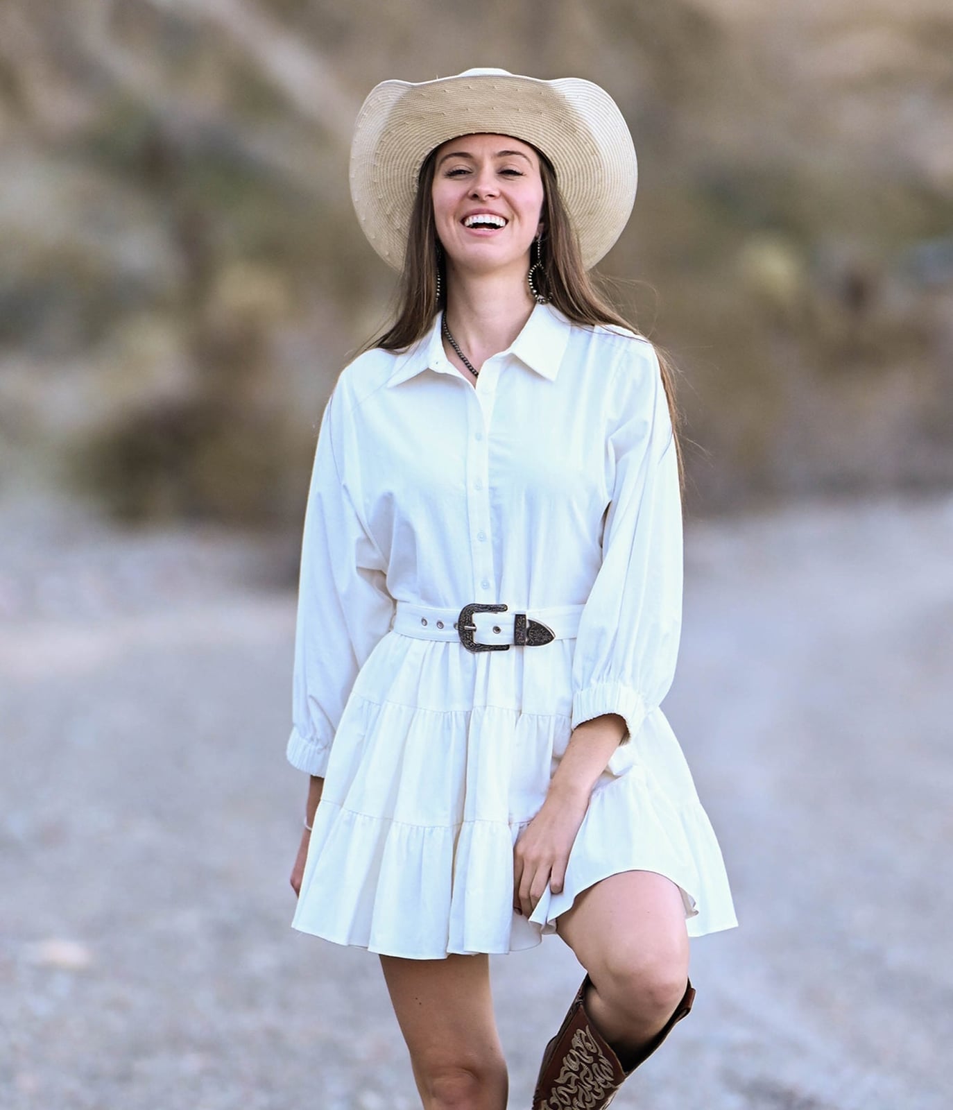Tiered shirt dress with western belt Tiered shirt dress with western belt — Western Outfits