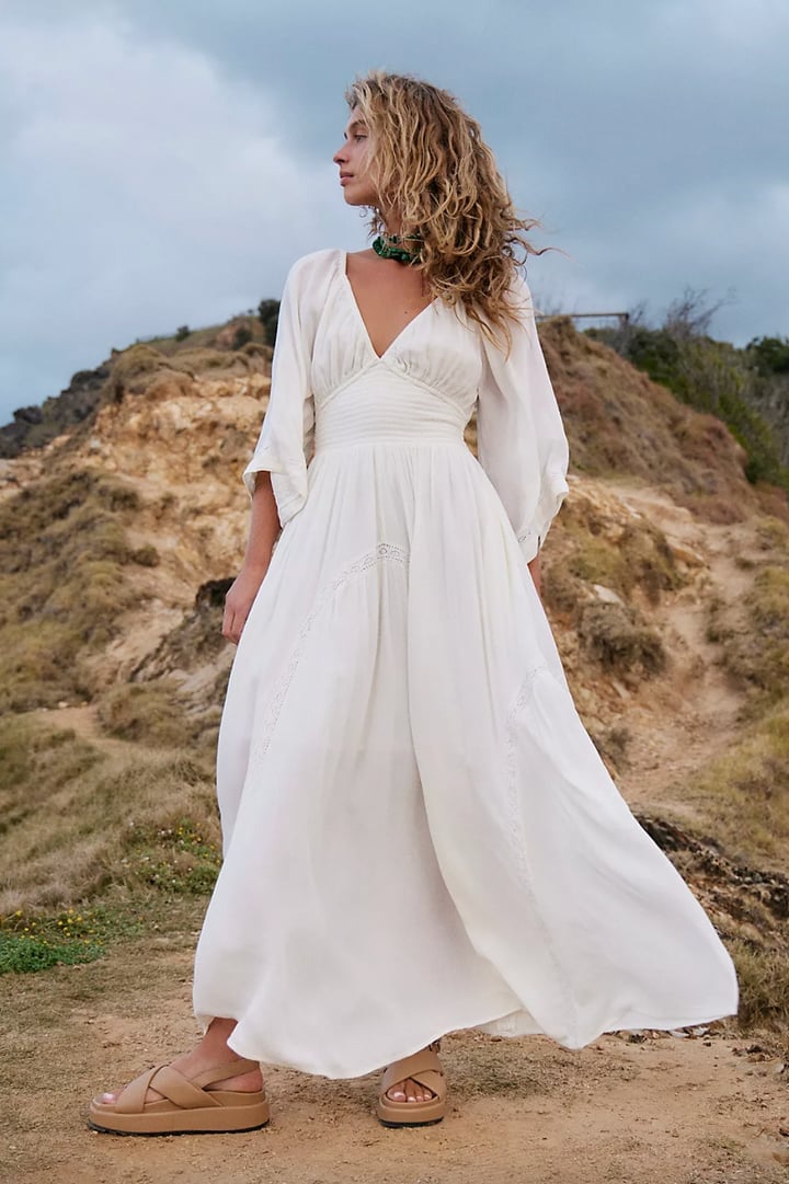 Flowing White Tiered Maxi Dress for Vacation Flowing White Tiered Maxi Dress for Vacation — White Dresses