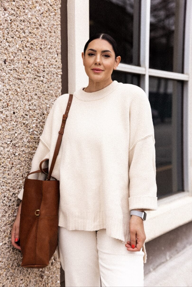 Oversized Cream Sweater With White Trousers Oversized Cream Sweater With White Trousers — White Sweater Outfit