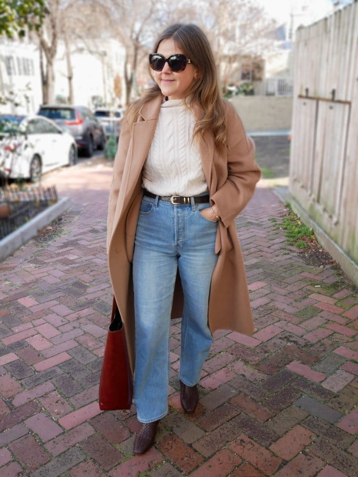 Cream Cable Knit Sweater With Camel Coat And Wide-Leg Jeans Cream Cable Knit Sweater With Camel Coat And Wide-Leg Jeans — White Sweater Outfit