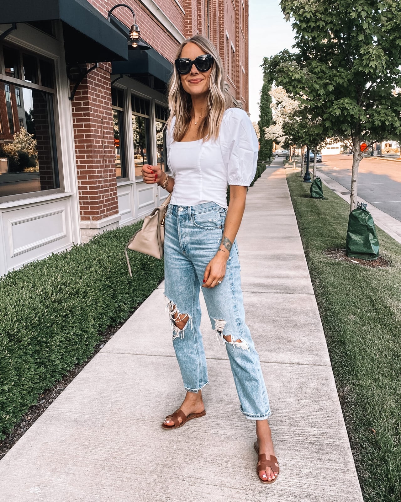 White Puff Sleeve Top With Relaxed Jeans White Puff Sleeve Top With Relaxed Jeans — White Top Outfits