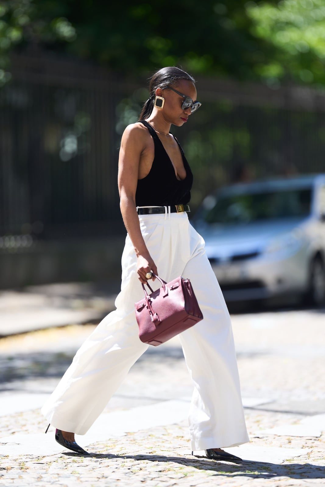 Oversized White Wide Leg Trousers With Halter Top Oversized White Wide Leg Trousers With Halter Top — Wide Leg Pants Outfits
