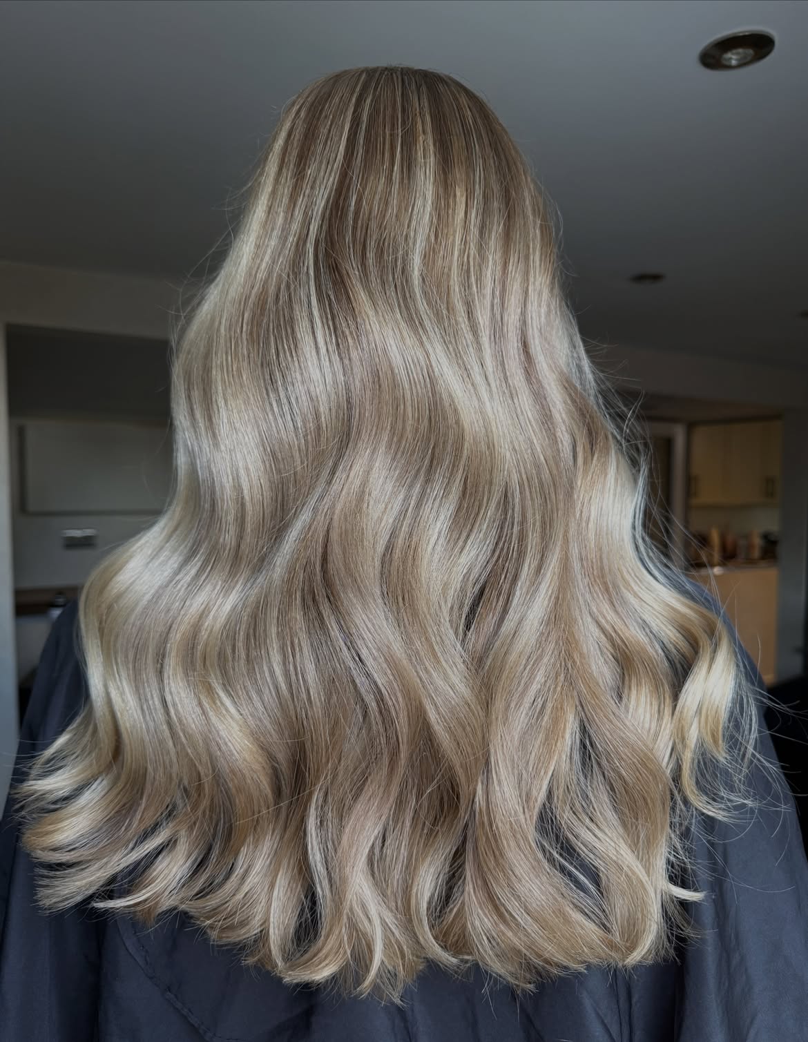 Winter Blonde Beach Waves with Subtle Ash Tones