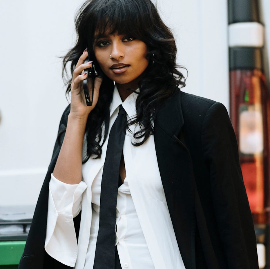 Dark Brown Collarbone Wolf Cut With Soft Bangs, Wavy Dark Brown Collarbone Wolf Cut With Soft Bangs, Wavy — Wolf Cut Hair