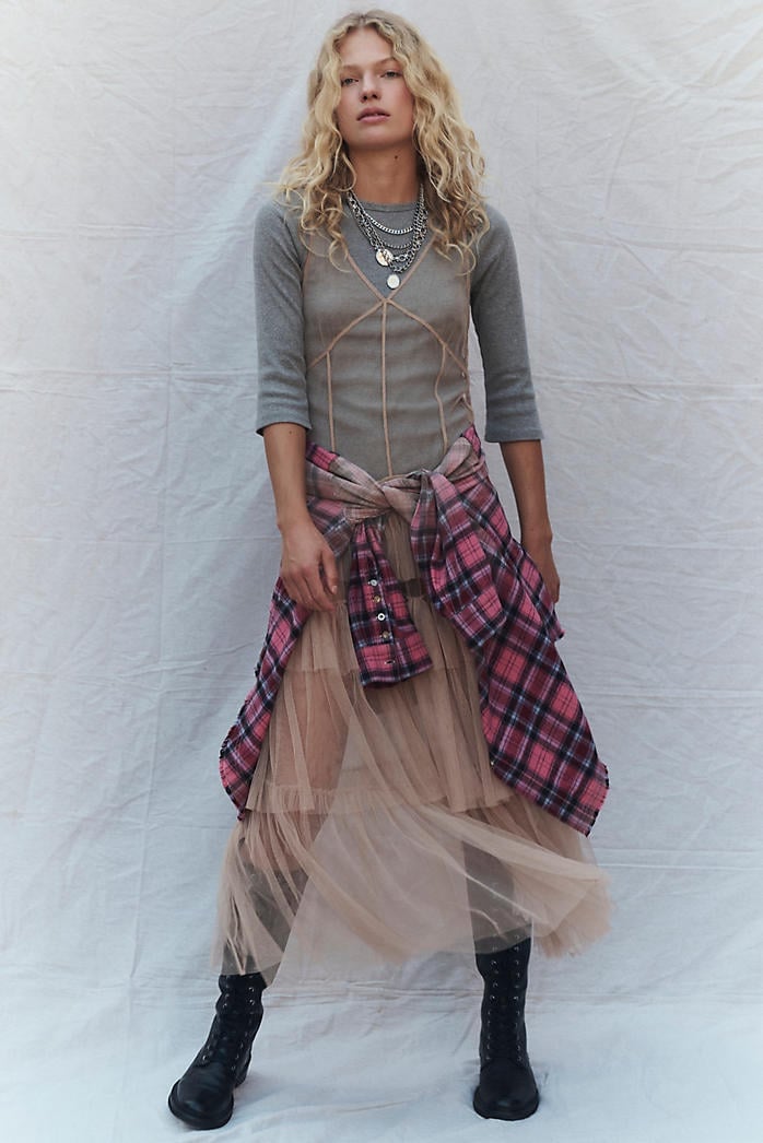 Beige tiered tulle maxi skirt layered look Beige tiered tulle maxi skirt layered look — Y2K Dress