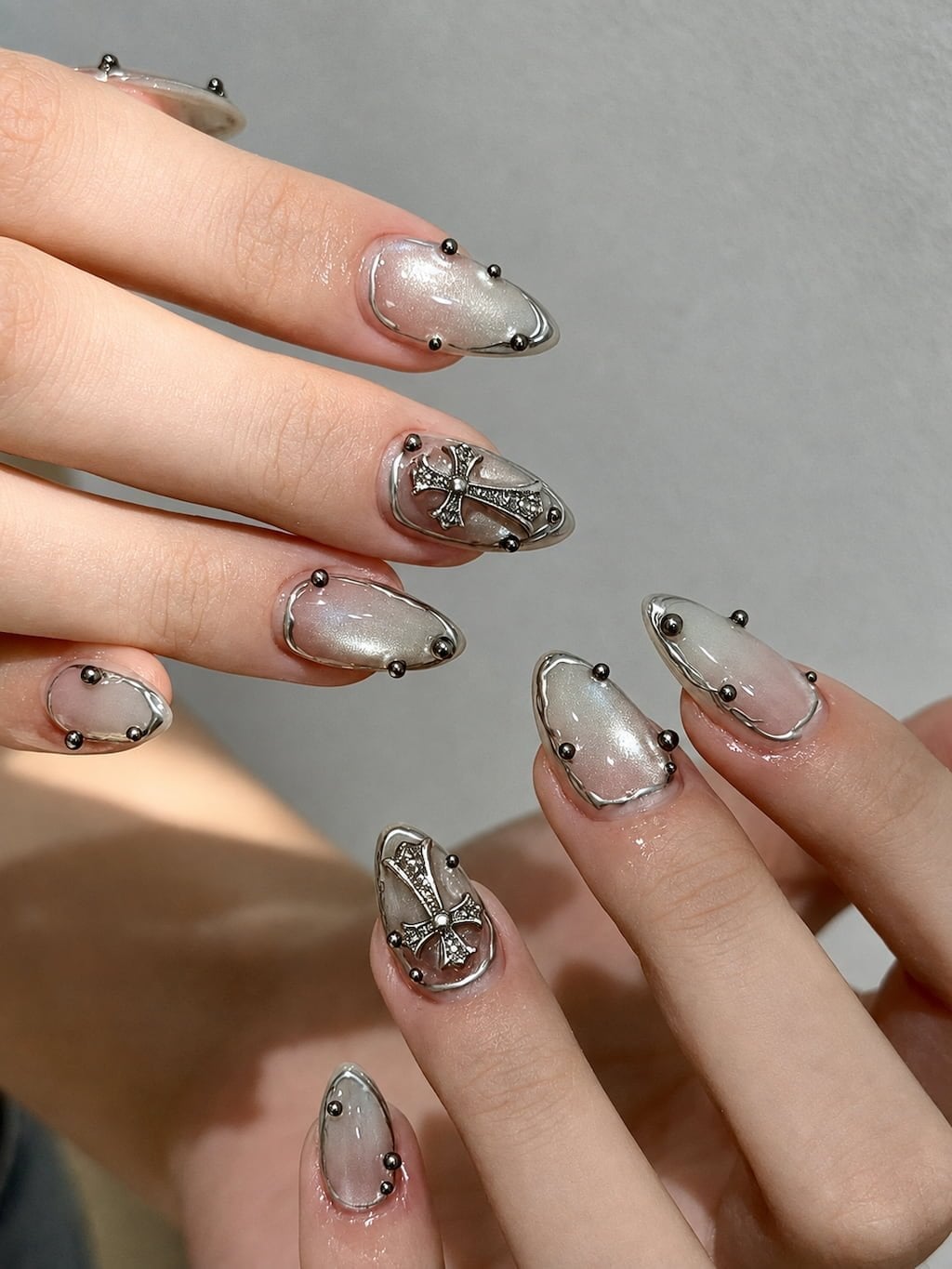 Colorful Leopard Print Oval Nails Colorful Leopard Print Oval Nails — Y2K Nails