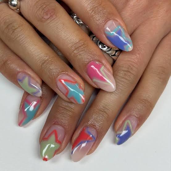 Abstract Y2K Star and Wave Nails Abstract Y2K Star and Wave Nails — Y2K Nails