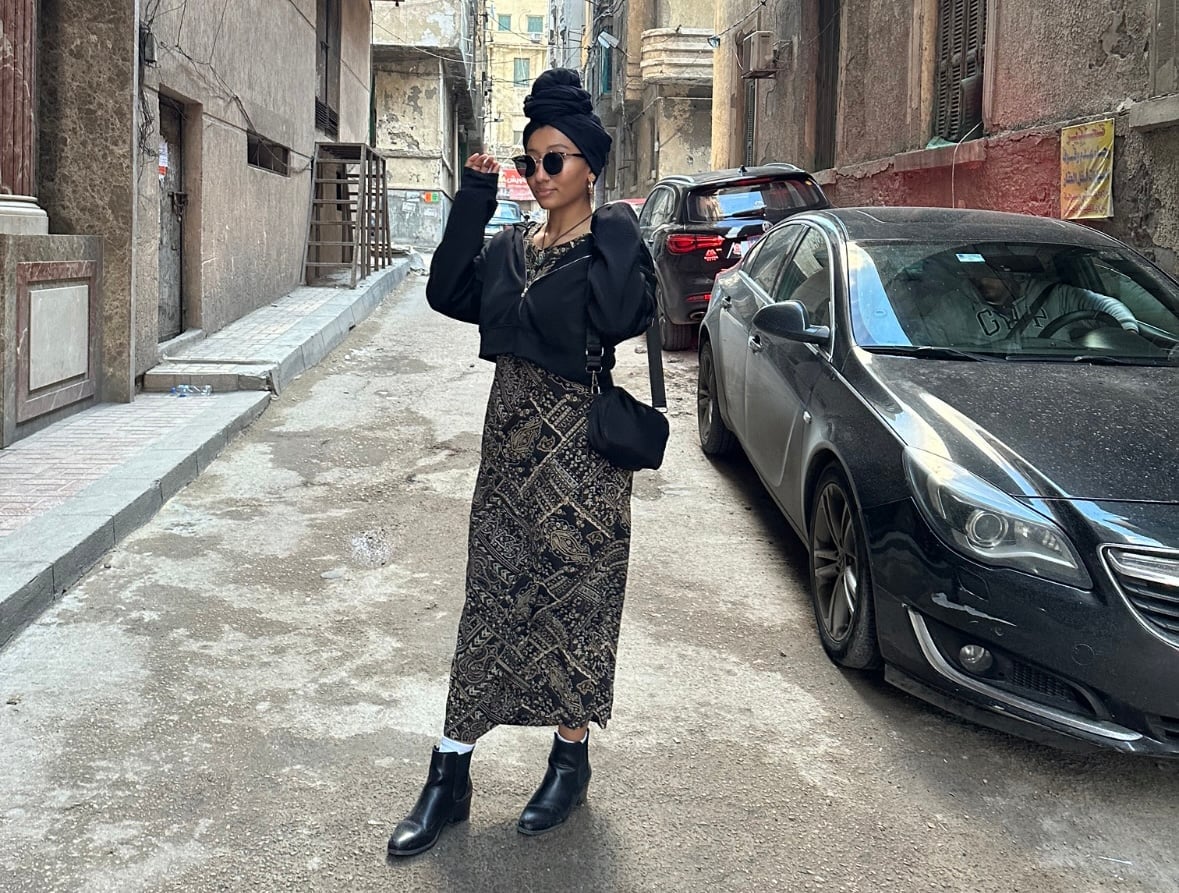 Cropped Jacket Over Patterned Maxi Dress Cropped Jacket Over Patterned Maxi Dress — Y2K Outfits