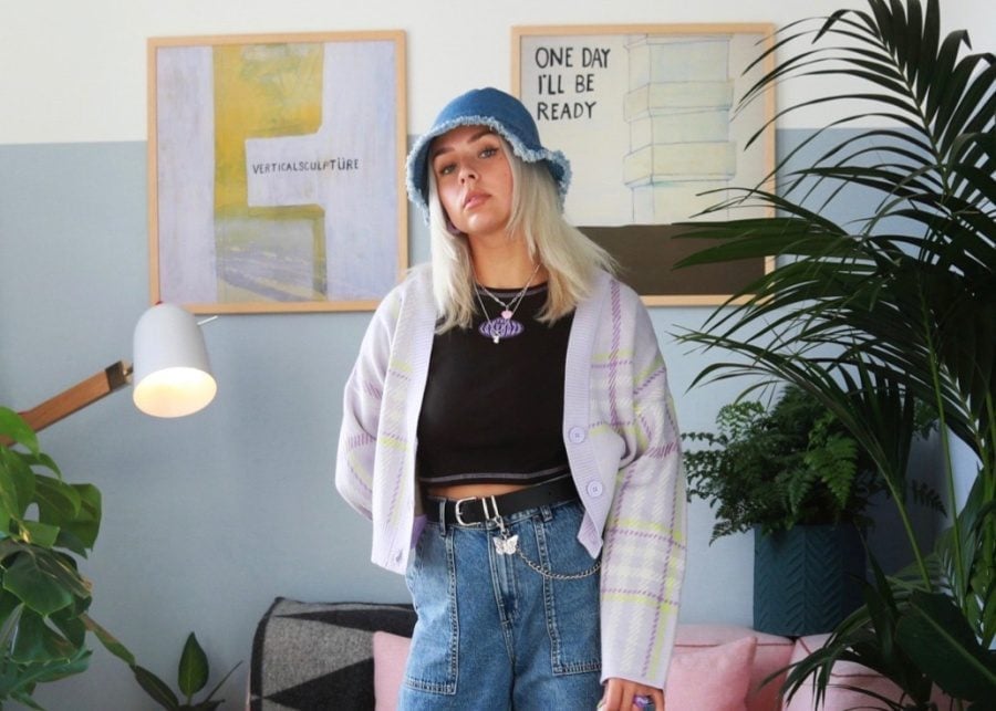 Pastel Plaid Cardigan With Butterfly Belt Pastel Plaid Cardigan With Butterfly Belt — Y2K Outfits