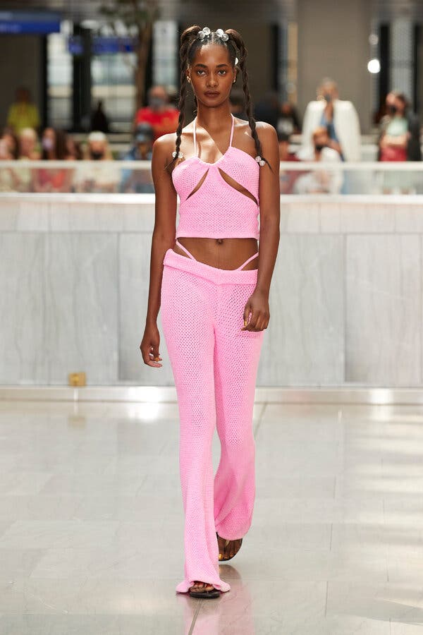 Pink knit halter neck crop top and wide-leg pants set Pink knit halter neck crop top and wide-leg pants set — Y2K Style