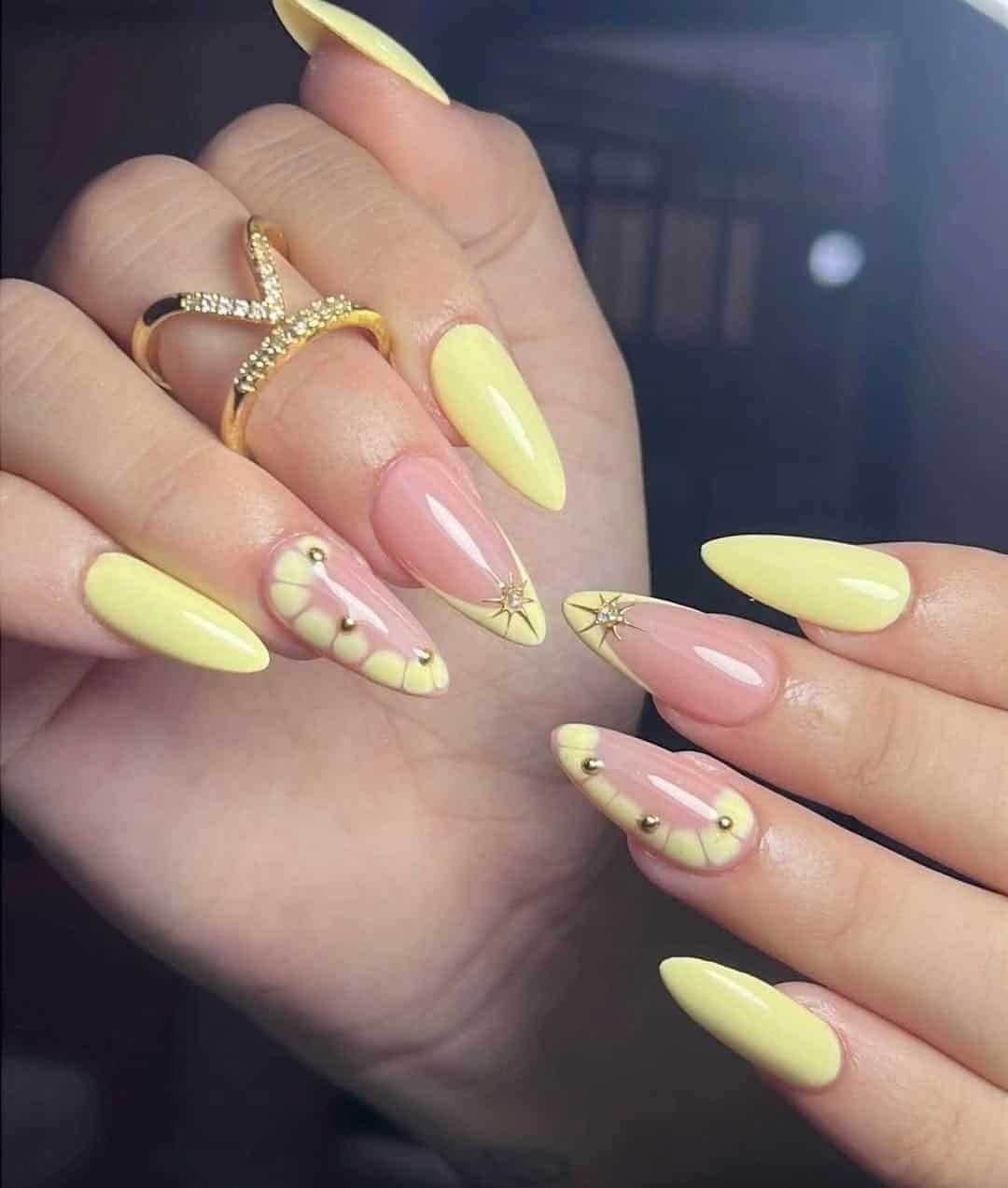 Yellow French With Gold Beads and Stars Yellow French With Gold Beads and Stars — Yellow Nails