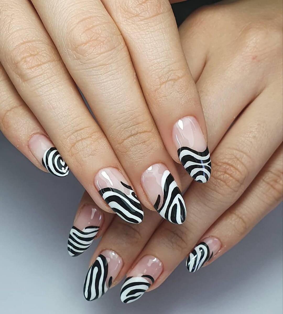 Almond Dynamic Zebra Print Accents Almond Dynamic Zebra Print Accents — Zebra Nails