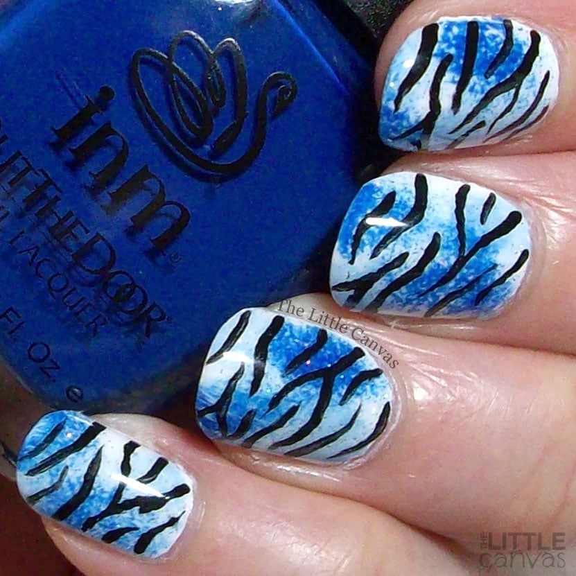 Short Round Matte Black with Zebra Accents Short Round Matte Black with Zebra Accents — Zebra Nails