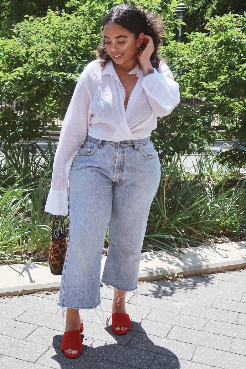 Relaxed fit jeans with oversized white shirt Relaxed fit jeans with oversized white shirt — Zoo Outfits